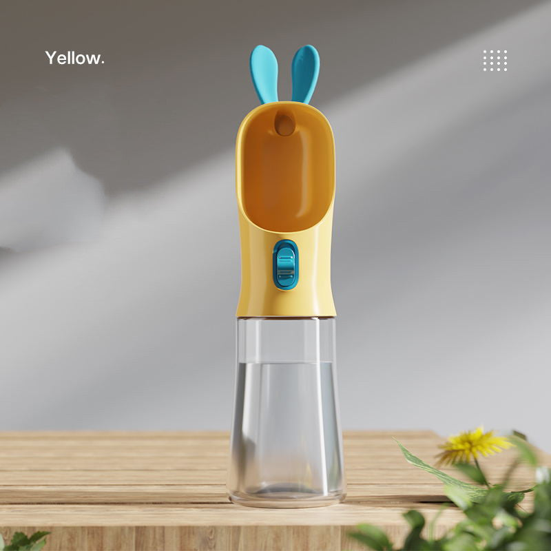 Portable Pet Travel Water Bottle — Leak-Proof Drinking Bottle for Dogs & Cats On the Go